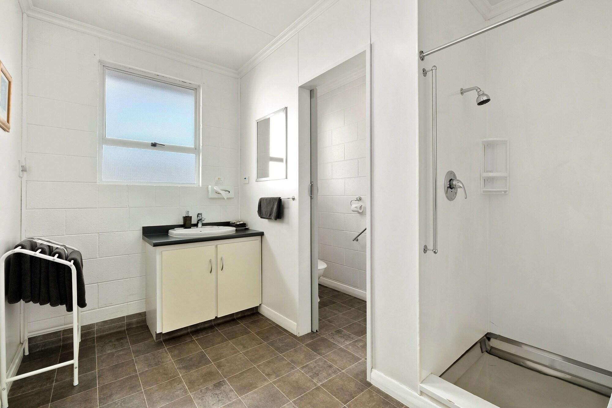 Central Gateway Motel Cromwell Extérieur photo