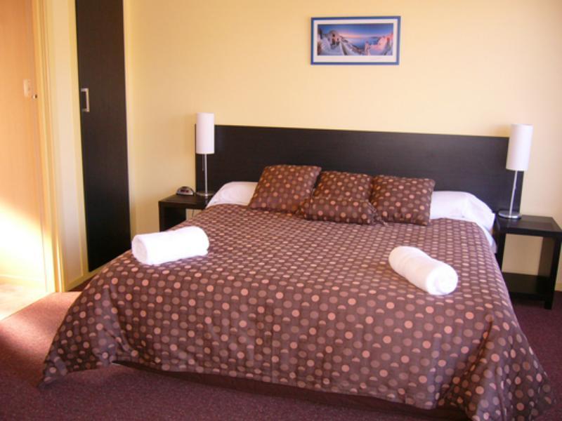 Central Gateway Motel Cromwell Extérieur photo